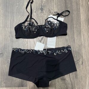 NWT La Perla Black and sheer Lace Bra Set with Boy Short Bottom Sz 38B & XL